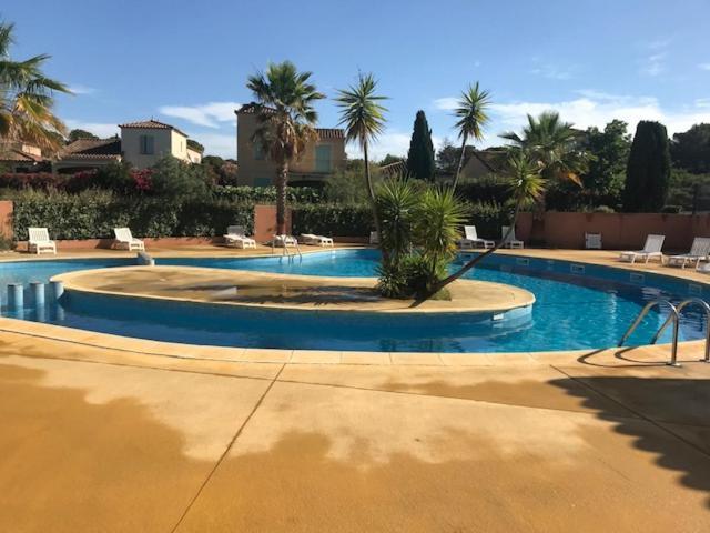 Residence Village D'Oc Golf De Beziers By Popinns מראה חיצוני תמונה